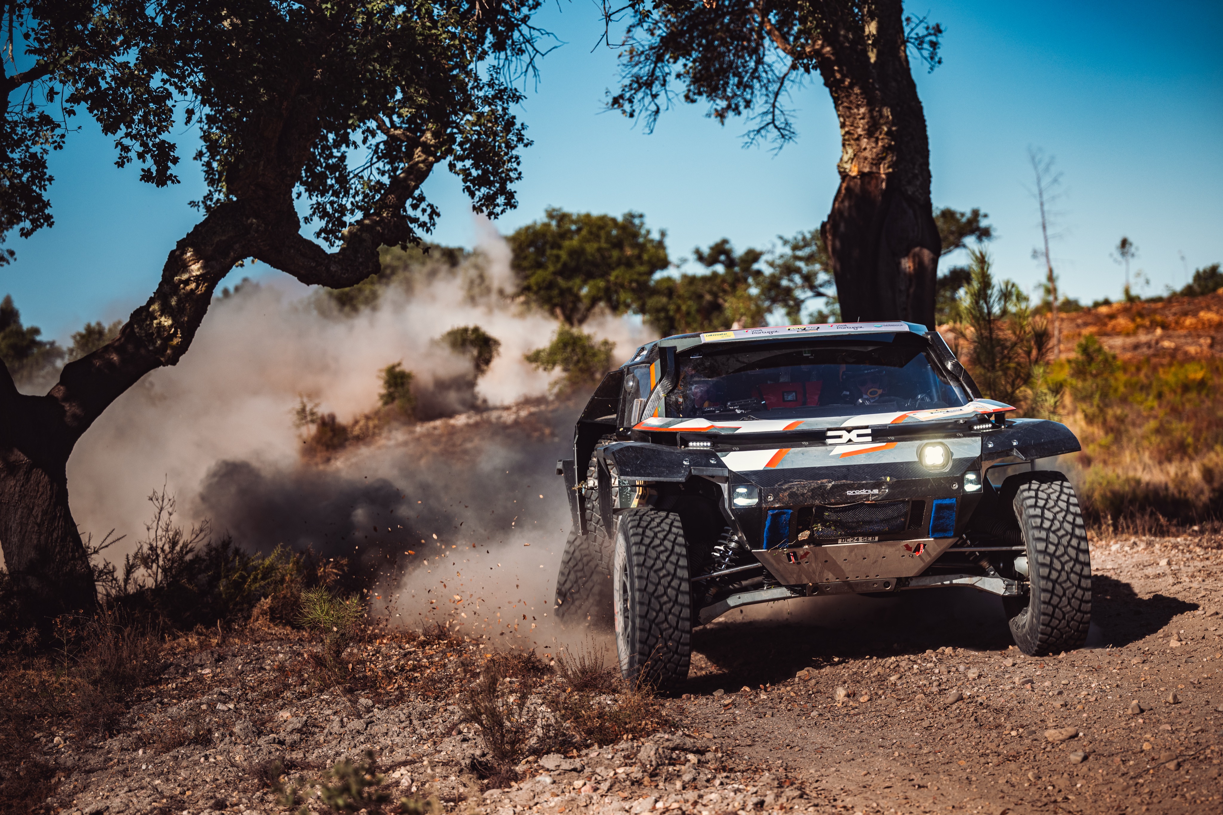 dacia-sandriders-continua-cursa-dificultati-spania